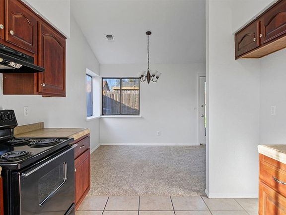5th image of 4849 Bandalin Way