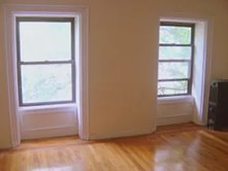 Rented by Metropolis Real Estate of Manhattan