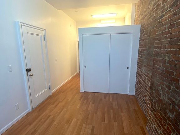 3rd image of 511 E 83rd St #1E