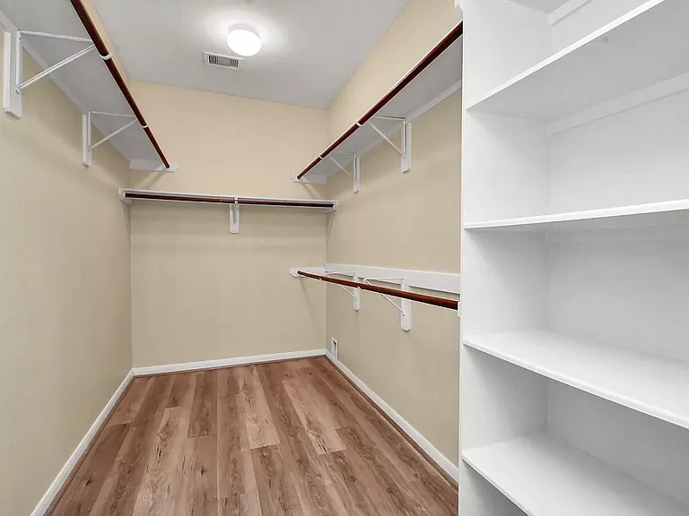 6315 Bain Dr — Photo 28