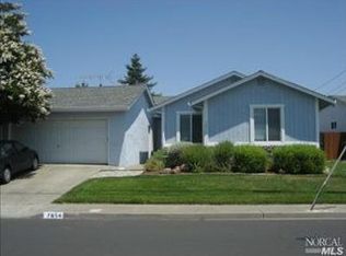 7654 Santa Barbara Dr, Rohnert Park, CA 94928