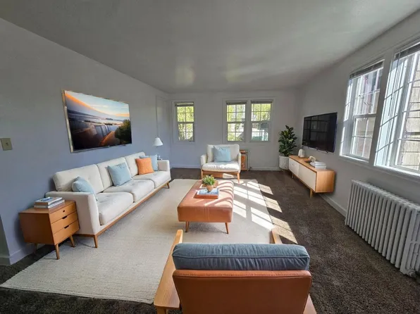 447 NE Winchester St, Roseburg, OR 97470