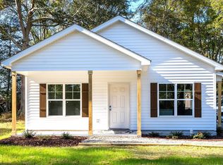 513 W 7th St, Kenly, NC 27542