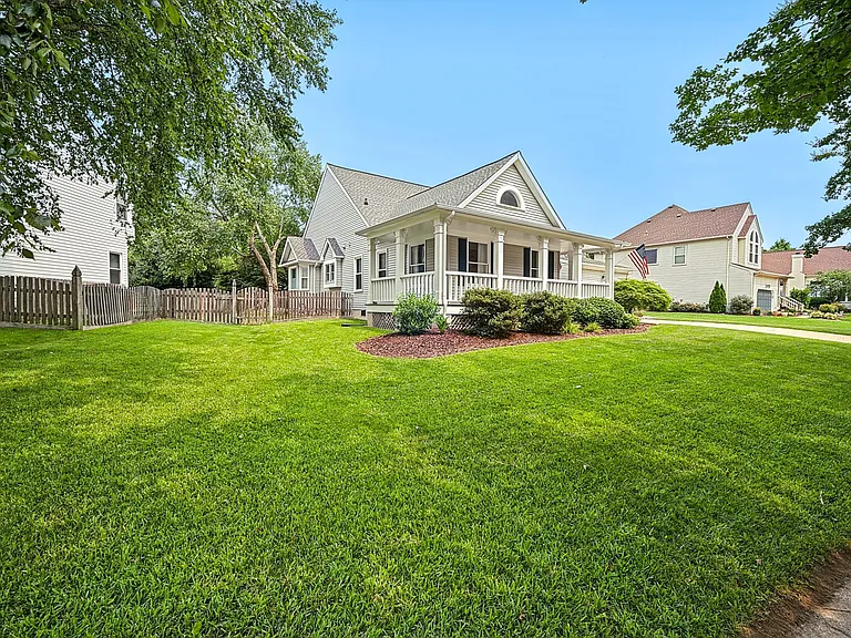2653 Christopher Farms Dr — Photo 3