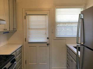 1005 Chula Vista Ave, Burlingame, CA 94010