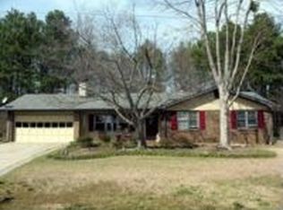 148 Hill Ln, Ellenwood, GA