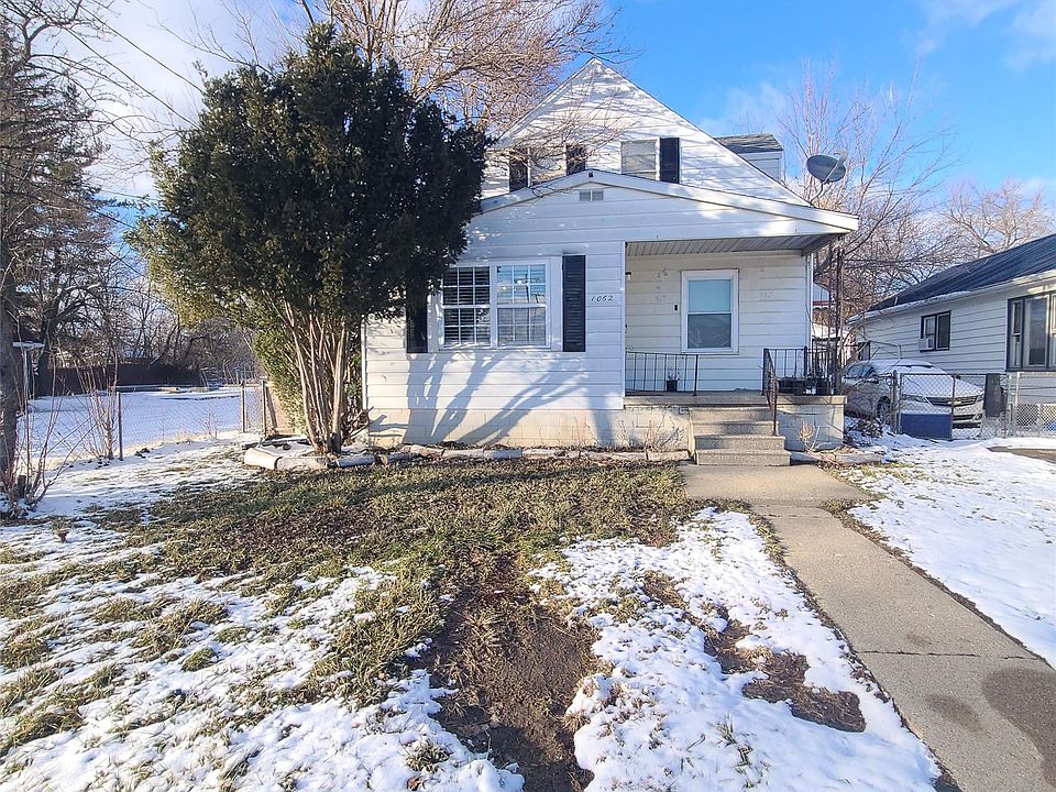 1st image of 1062 Tremont Ave