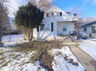 1062 Tremont Ave, Flint, MI 48505