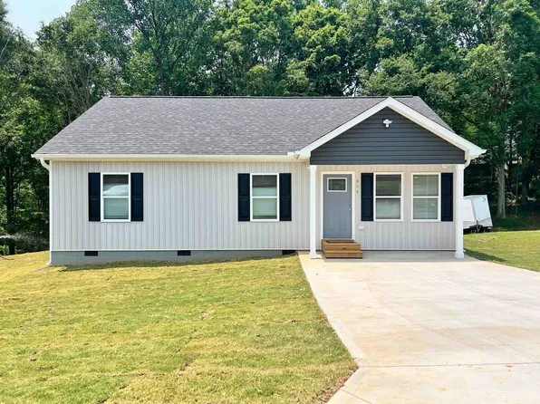 404 Bellingham Ct, Spartanburg, SC 29303
