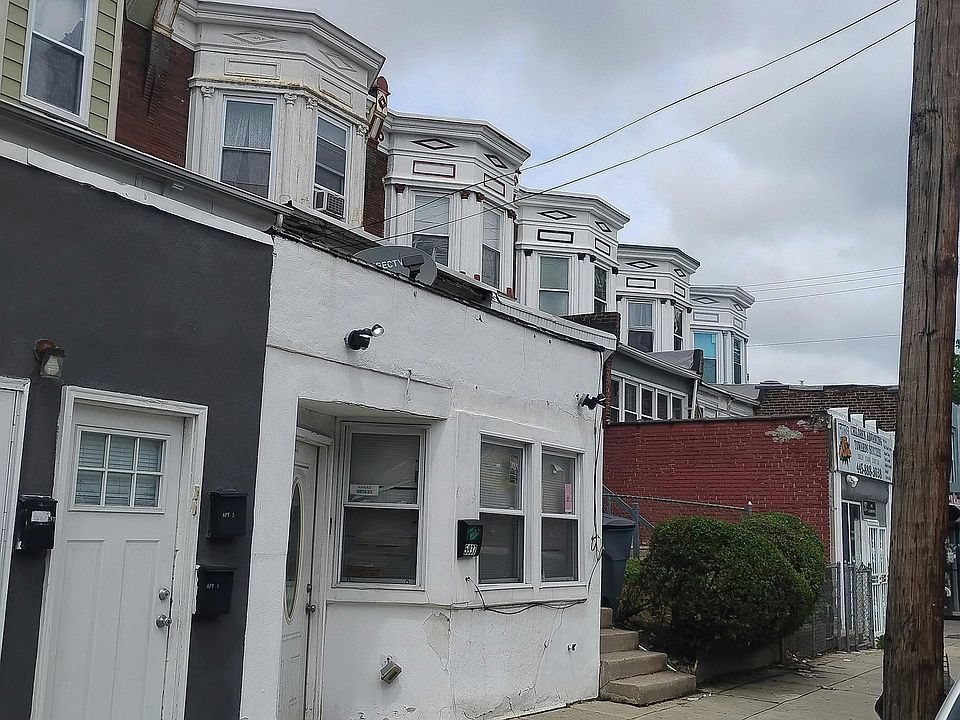 2nd image of 5937 Lansdowne Ave