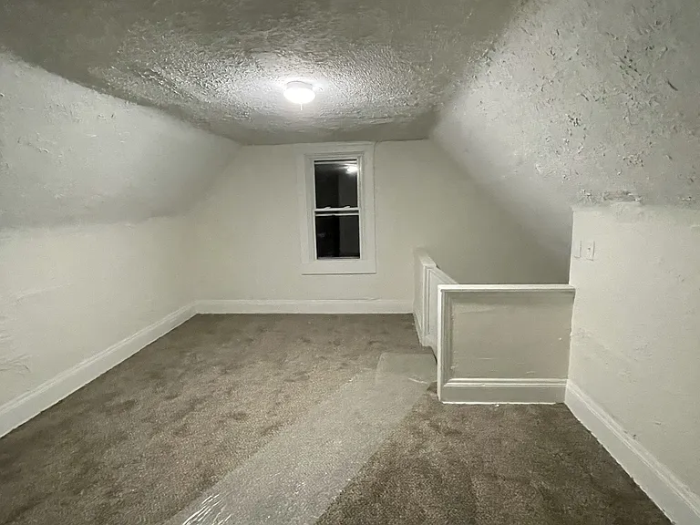 1159 E 112th St #2 — Photo 11