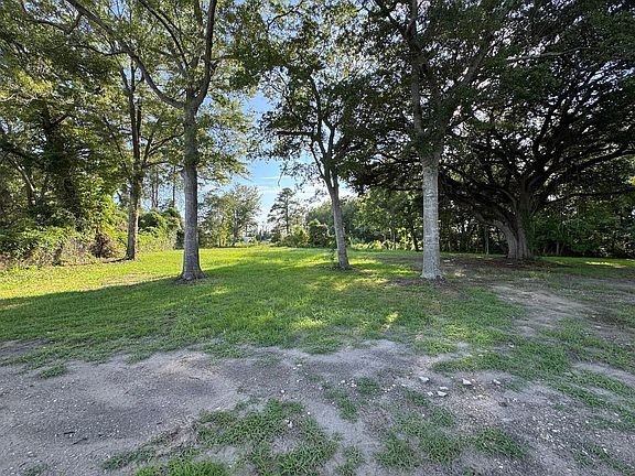 4th image of 1327 Half Moon Ct. #1 acre adjacent to Kohls