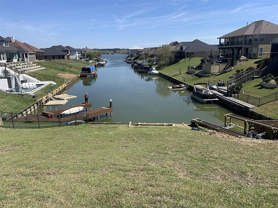 1st image of 10890 Decatur St