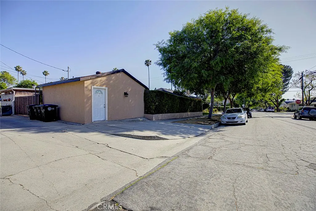 Building Photo - 1953 Glenwood Rd #A