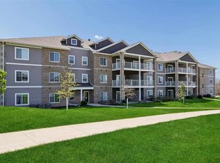 2869 Spring Rose Cir #202, Coralville, IA 52241