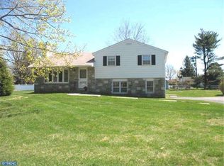 252 Manor Dr, Richboro, PA 18954
