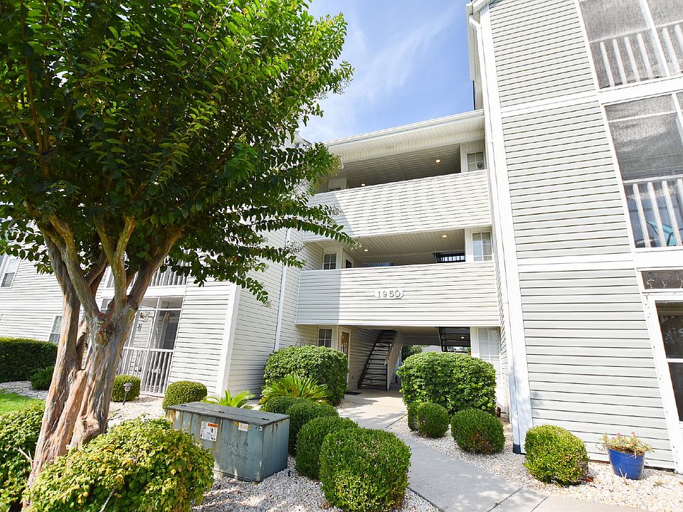 1st image of 1950 Bent Grass Dr APT L