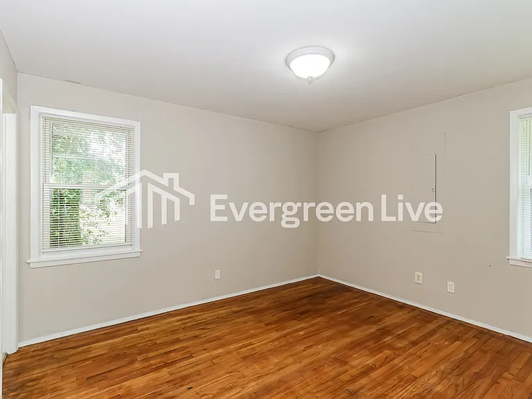 3021 Baywood Dr — Photo 9