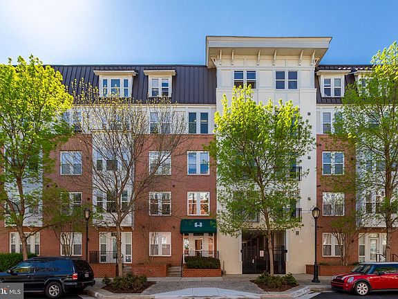 2nd image of 2665 Prosperity Ave APT 402