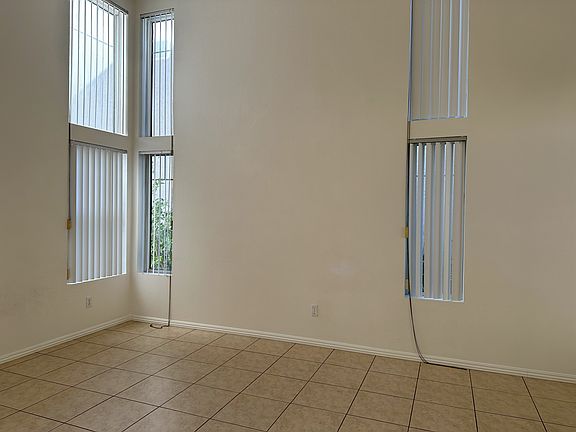 5th image of 31632 Briarwood Pl