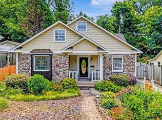 2304 Lyndhurst Ave, Winston Salem, NC 27103