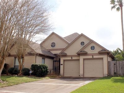 104 Las Brisas St, Kemah, TX, 77565