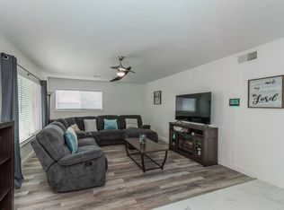 2020 W Dennett Ave, Fresno, CA 93728