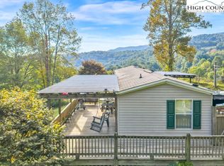 192 Andy Hicks Rd, Banner Elk, NC 28604