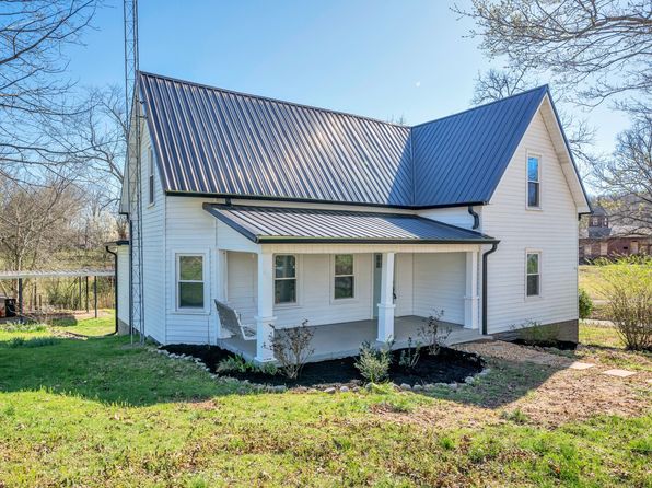 606 Thomas Ave, Cumberland City, TN 37050