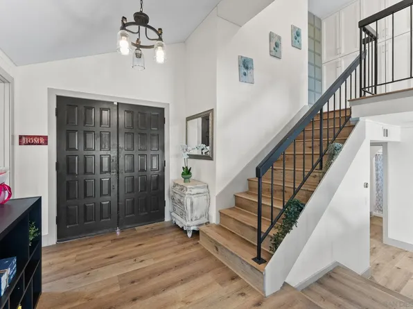 10111 Cliffwood Dr, La Mesa, CA 91941