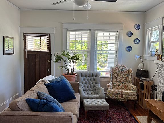 3rd image of 732 Virginia Ave