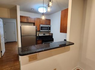 511 S 9th St #1B, Philadelphia, PA 19147