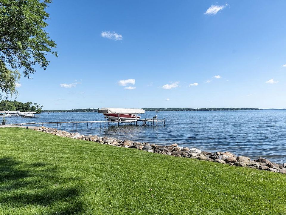 5404 Lake Mendota Drive, Madison, WI 53705 | MLS #1934832 | Zillow