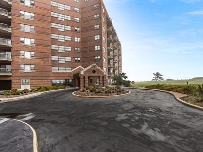 3 Seal Harbor Rd APT 133, Winthrop, MA, 02152