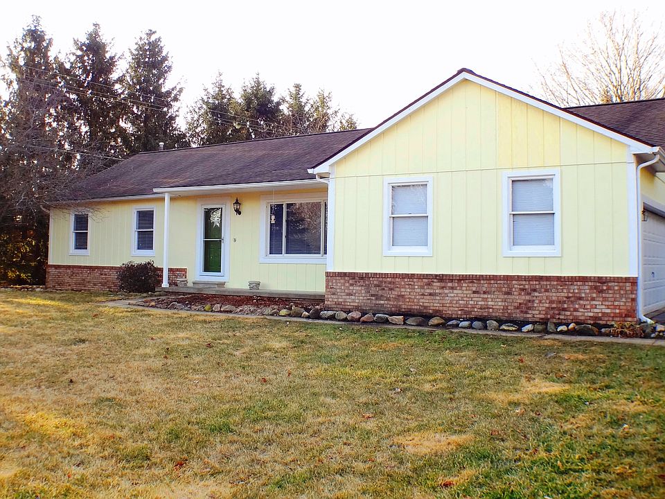 1st image of 11912 Creekside Ln