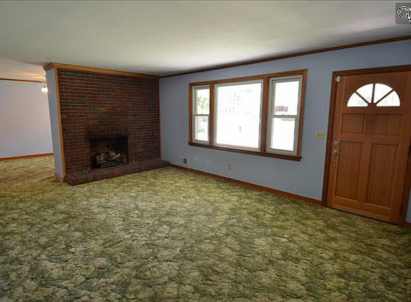 2nd image of 7407 Creekwood Dr