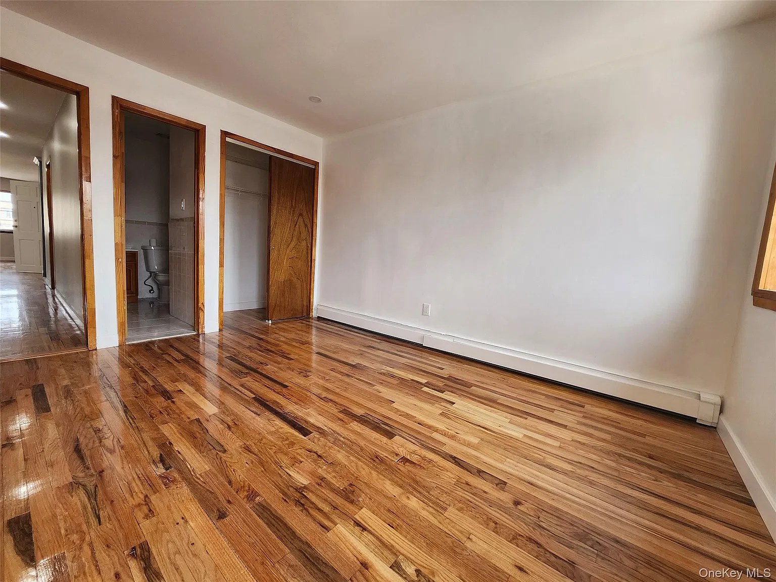 3 bed, 2.0 bath, 925 sqft, $3,250 — Photo 4