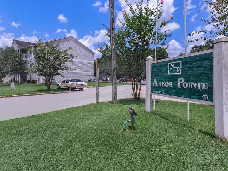 Arbor Pointe — Photo 1