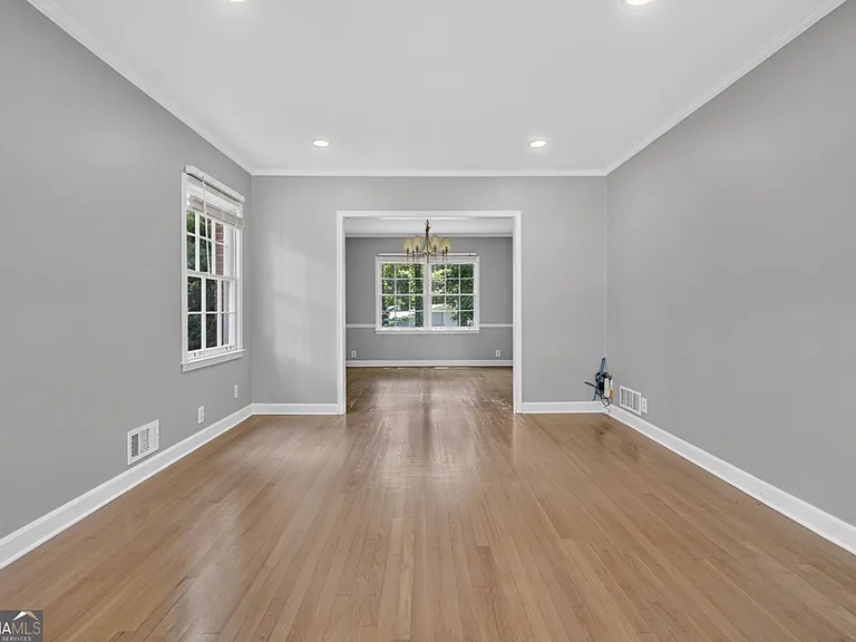 4854 Springfield Dr — Photo 25