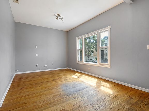 4th image of 3450 W Walnut St