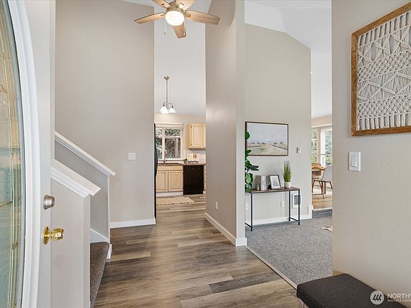 3rd image of 316 Antonie Avenue N