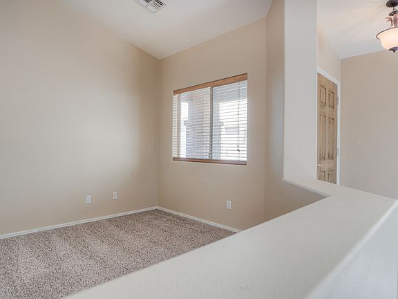 4th image of 3101 E Cherry Hills Pl