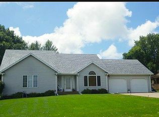 108 Linden Dr, Woodbine, IA 51579