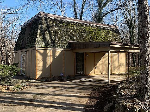 2nd image of 108 Dogwood Ln