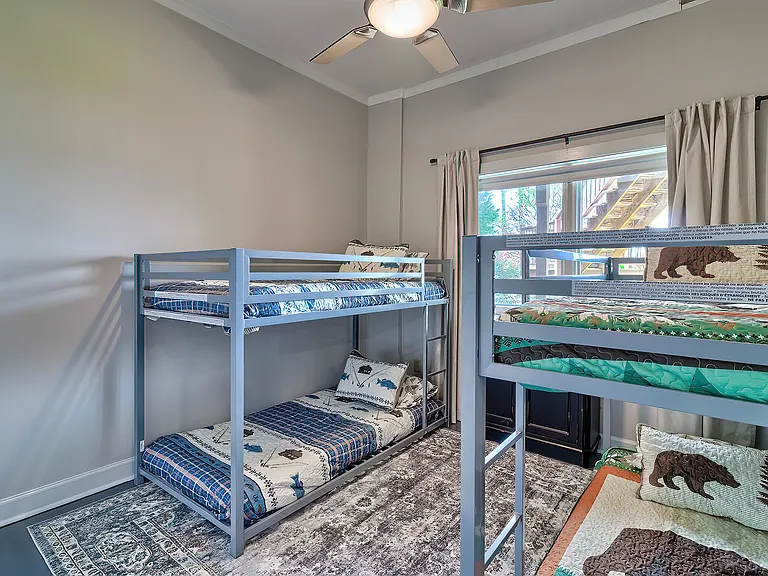 1303 Misty Ln — Photo 21