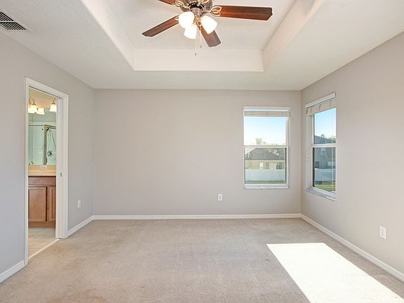 4th image of 18121 Glastonbury Ln