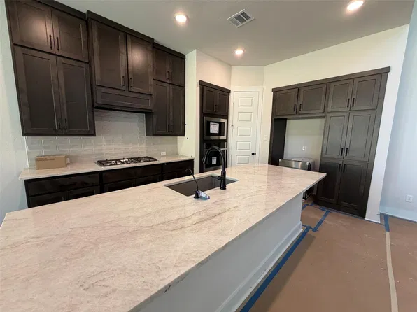 14516 Grazing Knoll Ln, Montgomery, TX 77316