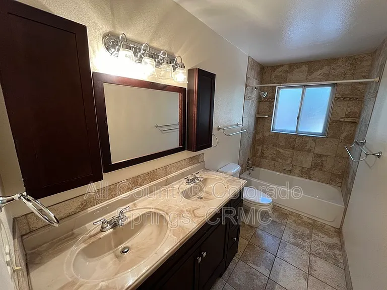 15080 Deby Dr — Photo 20