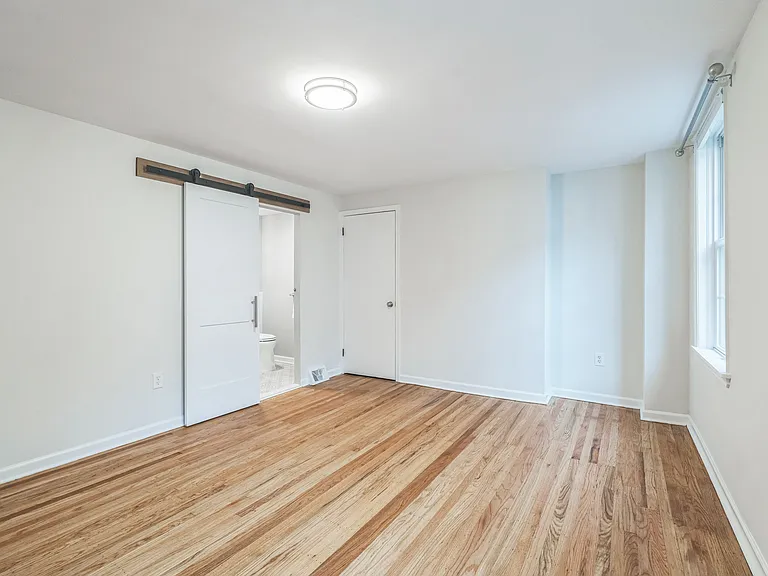1532 Naudain St — Photo 22