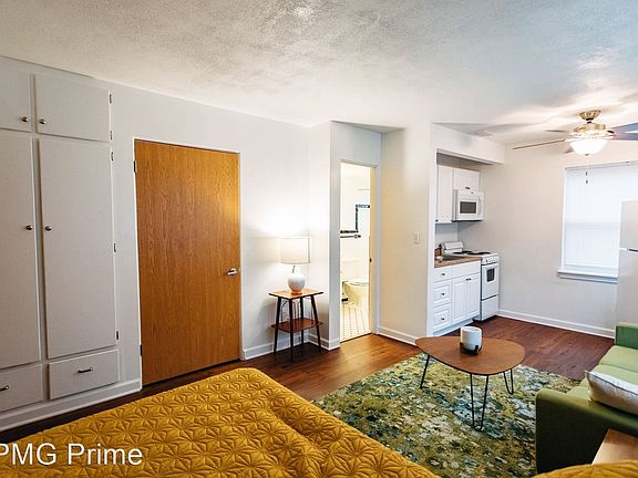 4th image of 501 W Hillsdale St #9273703